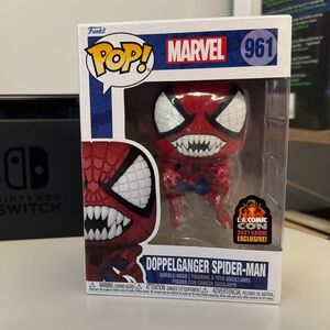 Funko Pop! Marvel Doppleganger Spider-man #961 | Vinyl Figure Collectible